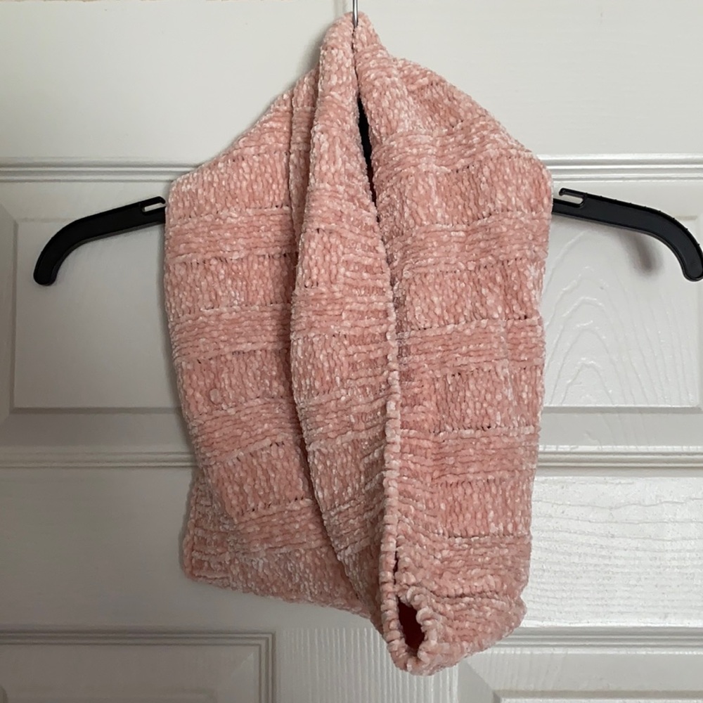 Infinity scarf